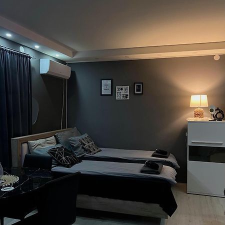 Beta House Apartments ซาเยชาร์ ภายนอก รูปภาพ