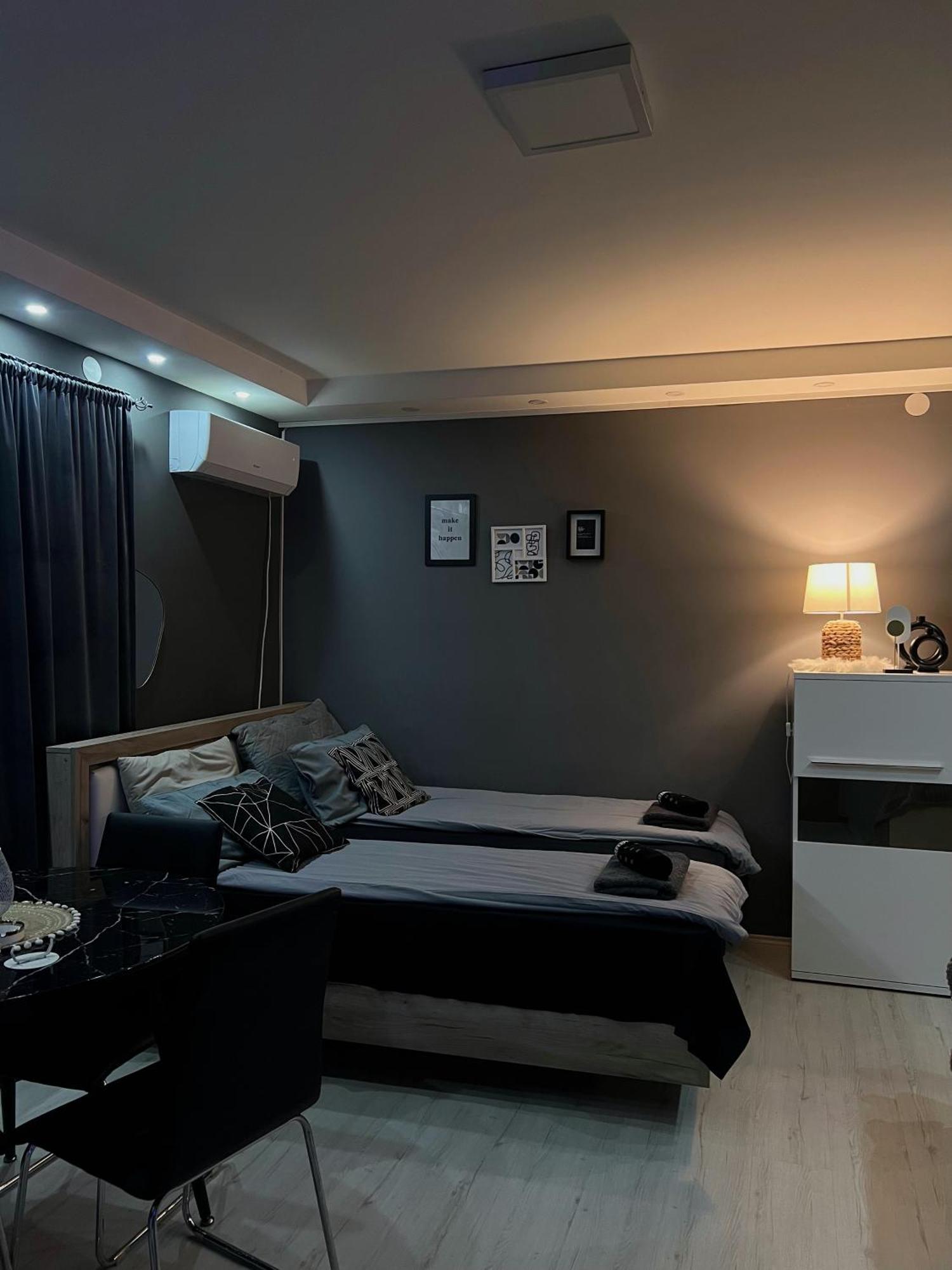 Beta House Apartments ซาเยชาร์ ภายนอก รูปภาพ